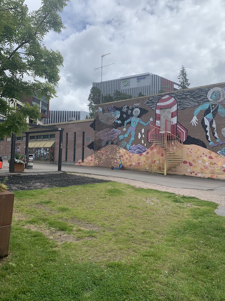 mural in Tikkurila, Vantaa, Finland